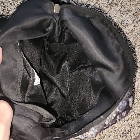 Sakroots backpack purse - Picture 6 of 7